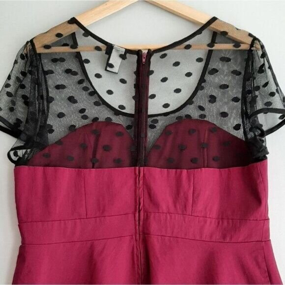 TORRID / Fitted Stretchy Peplum Top w/ Mesh Yoke Sweetheart Pink Sz L Flawed - Picture 6 of 11